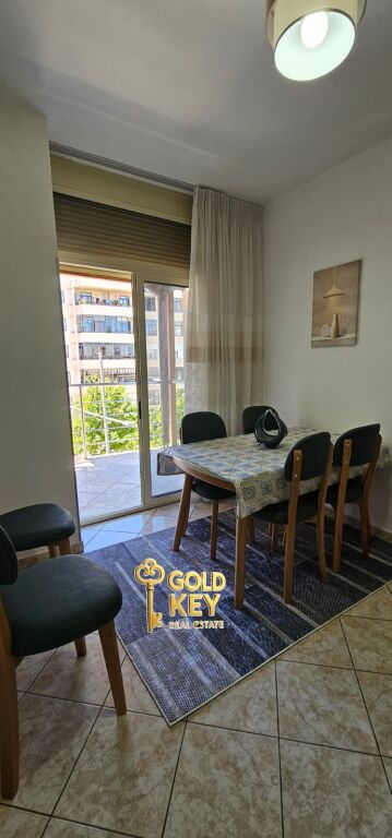 🏡 APARTAMENT 1+1 ME QERA PRAN PELIKANIT PLAZH DURRES