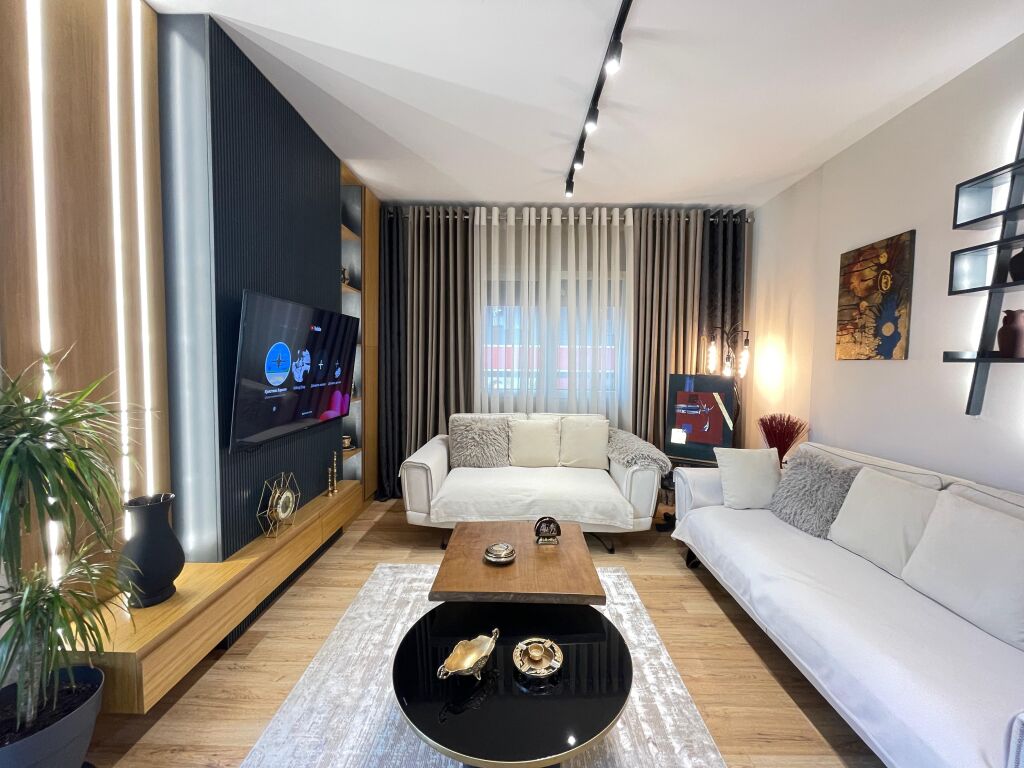 Apartament 2+1+2 per qira tek Kopshti Botanik!