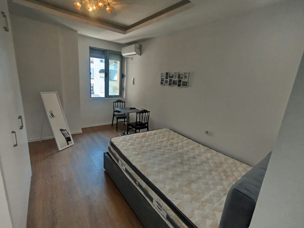 Furnished studio apartment for 300€ in Misto Mame