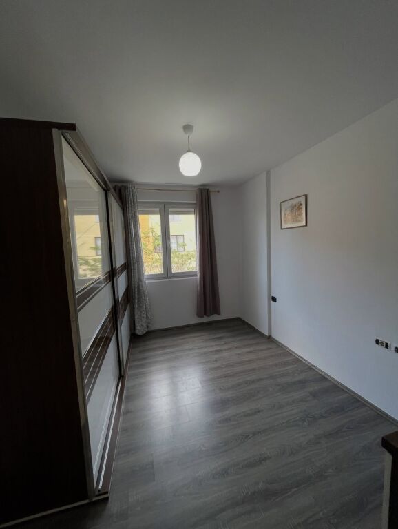 APARTAMENT 2+1 PER SHITJE TE ISH FUSHA E AVIACIONIT