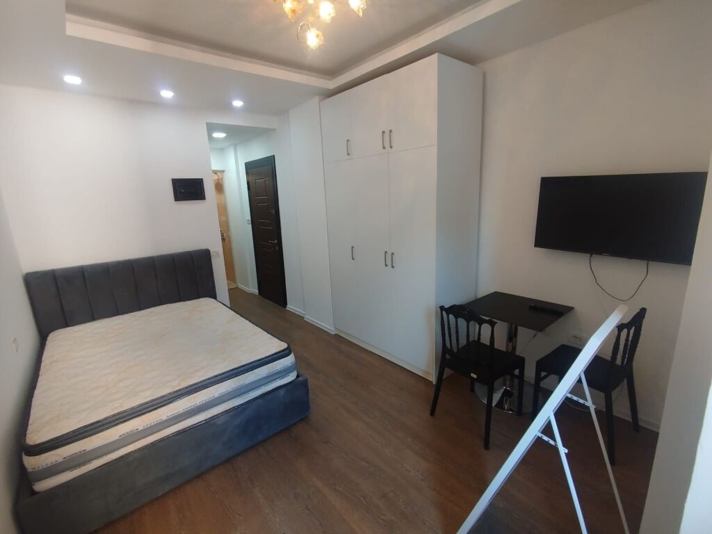 Furnished studio apartment for 300€ in Misto Mame