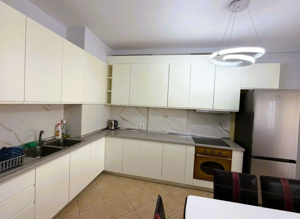 🏡Appartamento 2+1 in affitto vicino alla Procura Generale a Tirana🔥