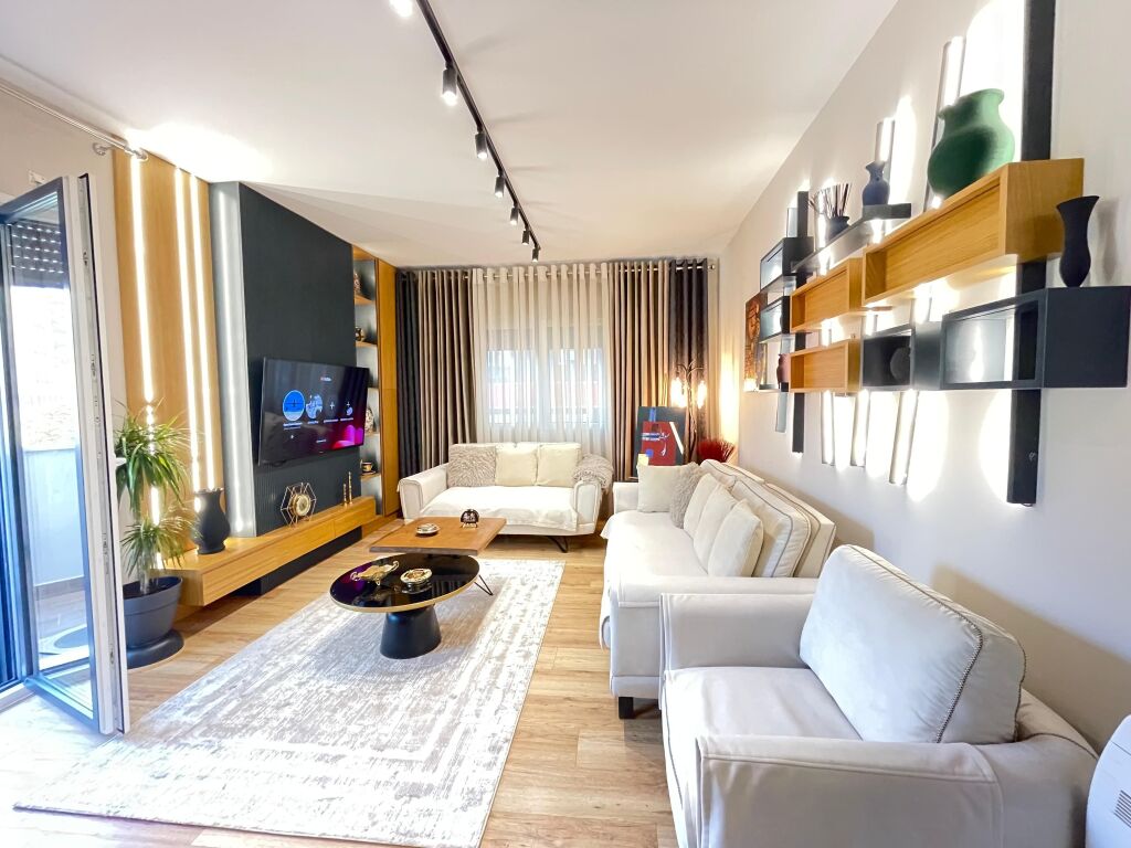 Apartament 2+1+2 per qira tek Kopshti Botanik!