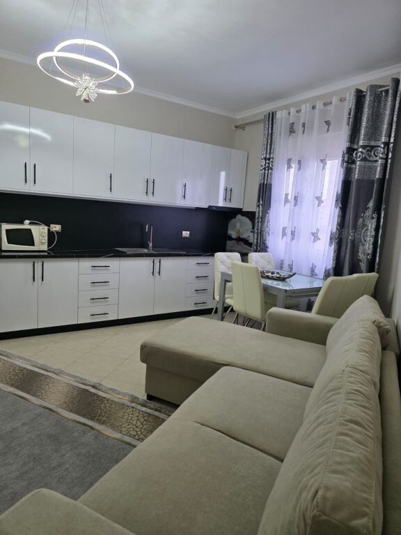 🏡✨ ME QIRA – AFAT GJATË | APARTAMENT 2+1 | TRANSBALLKANIKA, VLORË ✨🏡