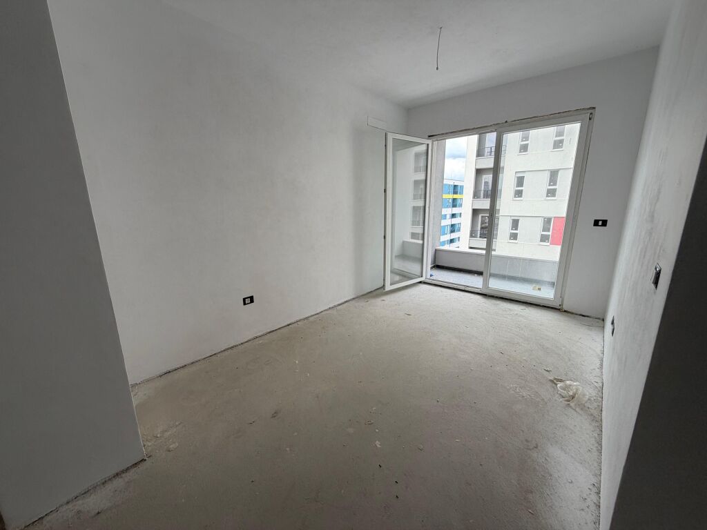 Shitet Apartment 1+1 Univers City