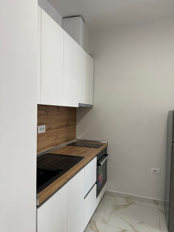 Garsoniere luxury te Dritan Hoxha 420€
