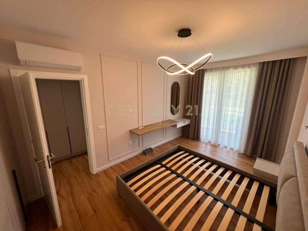 AFFITTASI APPARTAMENTO 2+1+2 A CURRILA, DURRES!!! 1.200 € /Mese