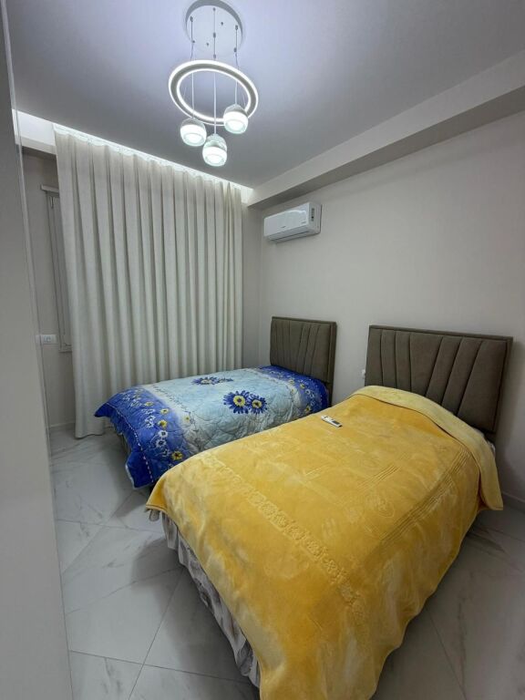 🏡✨ QERA – Apartament 2+1+2 tek Kompleksi Golden Park 📍 Përballë Spitalit Amerikan 3💰 Çmimi: 60.000 Lekë / muaj