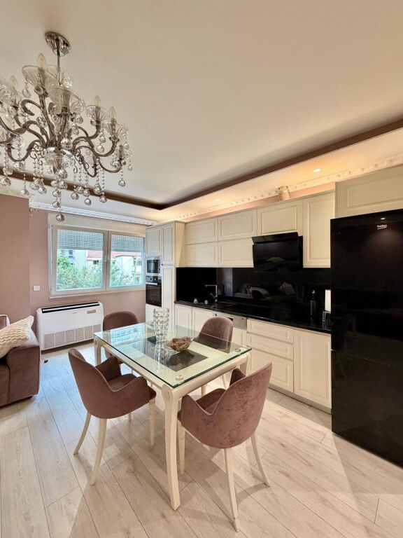 SHITET APARTAMENT 3+1 KOMUNA E PARISIT