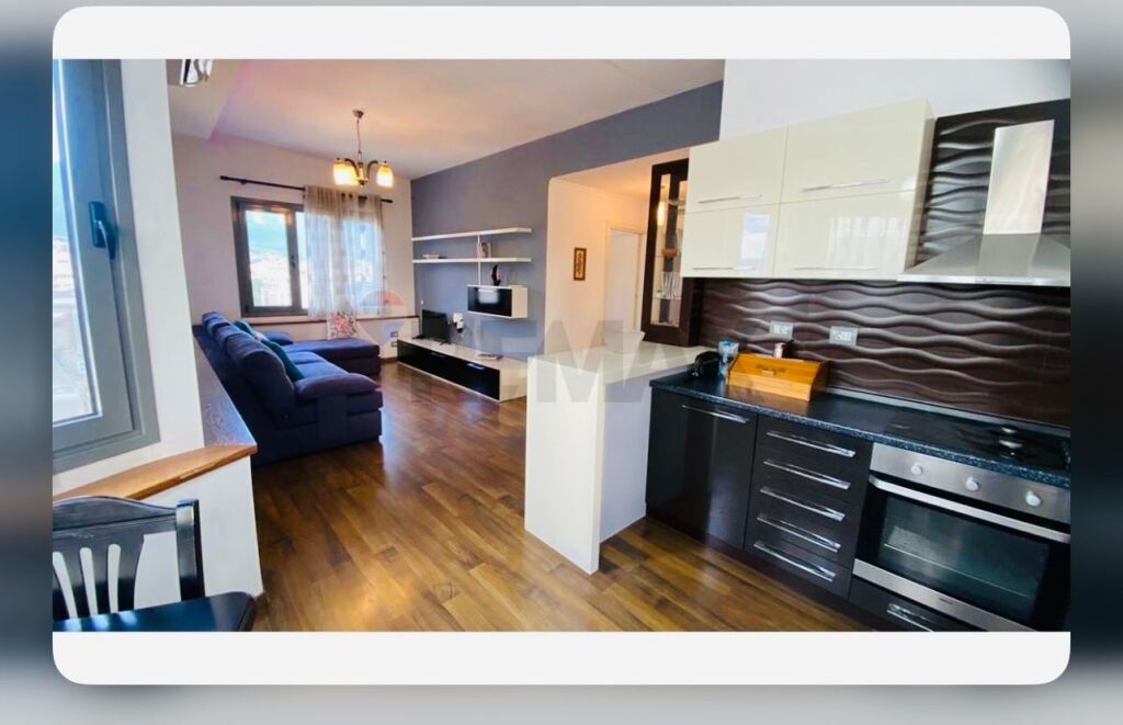 Apartament 2+1 Pazari i Ri