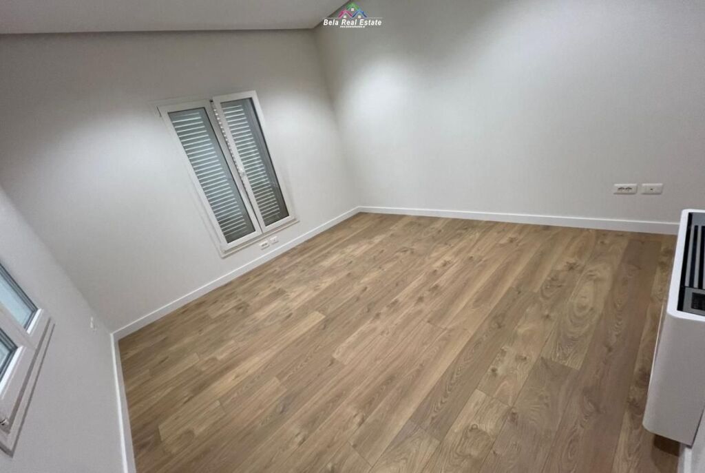 Vile 2- Kateshe Me Qera Tek Rruga e Elbasanit (ID BV22532) Tirane