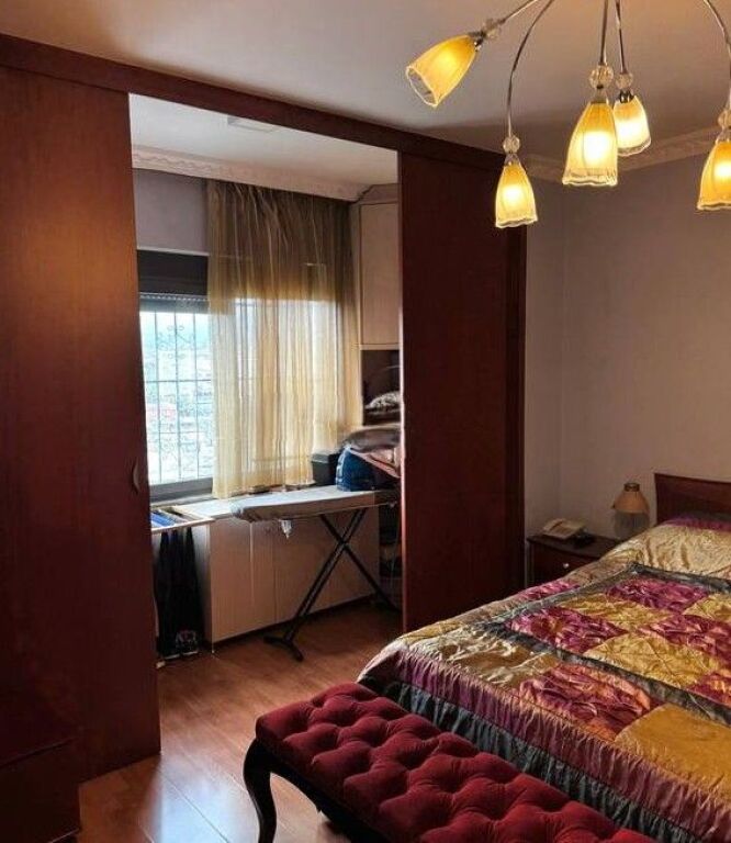 Elegancë Klasike &amp; Hapësira të Bollshme | Shitet Apartament 168m² - Medreseja, Tiranë