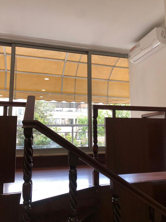 Rent | Ambjent Biznesi | Tirane | 1500 €/month