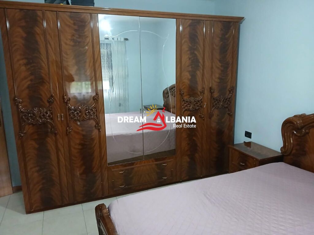 Jepet apartament 1+1 me qera ne zonen e Brrylit,prane shkolles “Niket Dardani”.(ID 4219494)
