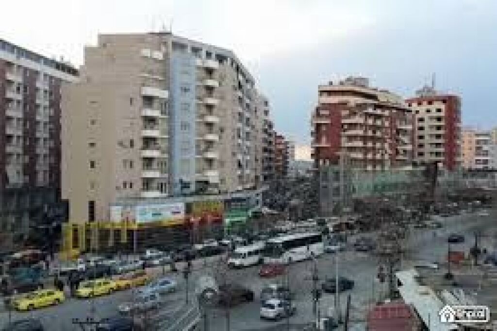 Shiten, 5 Poste Parkimi, Unaza e Re, Tiranë