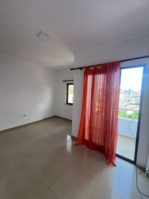 Affitto | Apartament 1 + 1 | Don Bosko | 250 €/mese