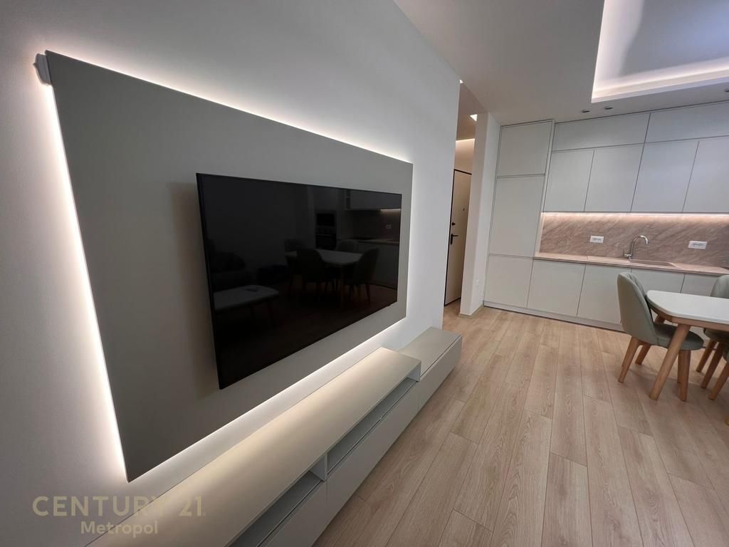 SHITET APARTAMENT 1+1, ZOGU I ZI!