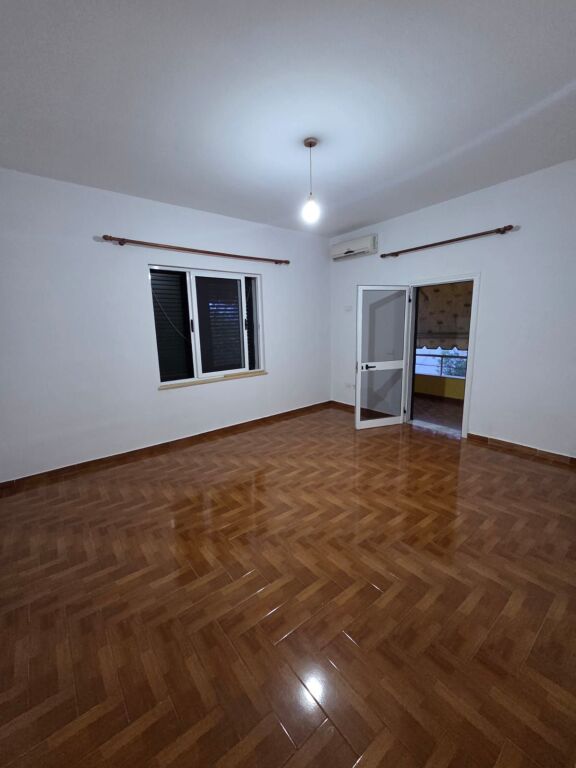 Qera | Apartament 2 + 1 | Kodra E. Priftit | 320 €/muaj