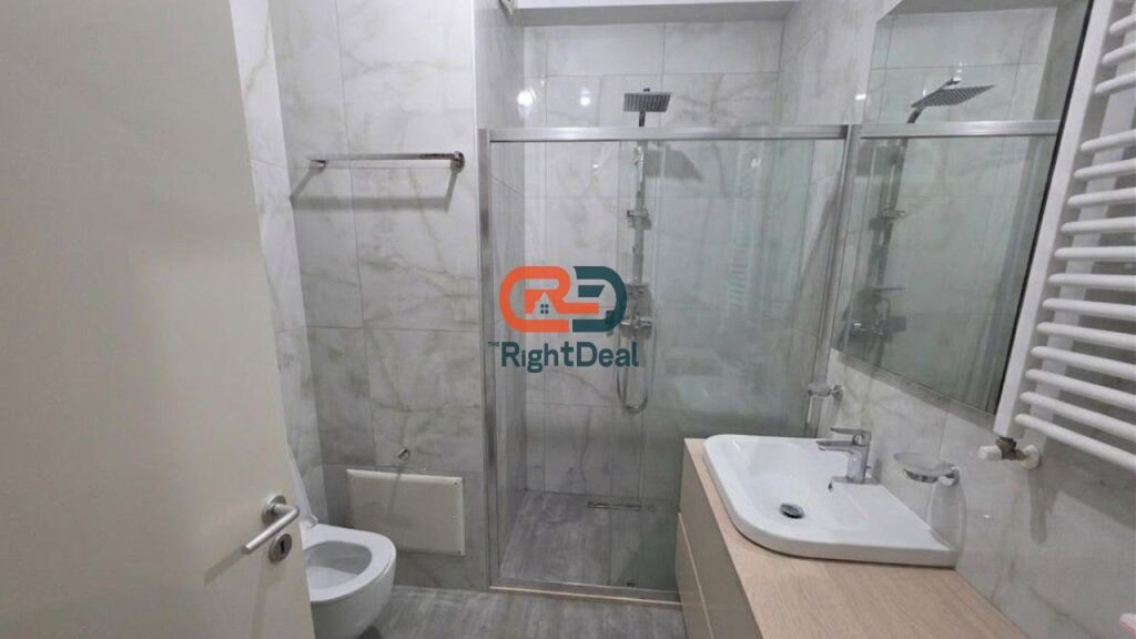 Tek Kompleksi Mangalem 21, Shitet Apartament 1+1 + Post Parkimi, Konvertohet ne 2+1, Ideal Per Banim !!!