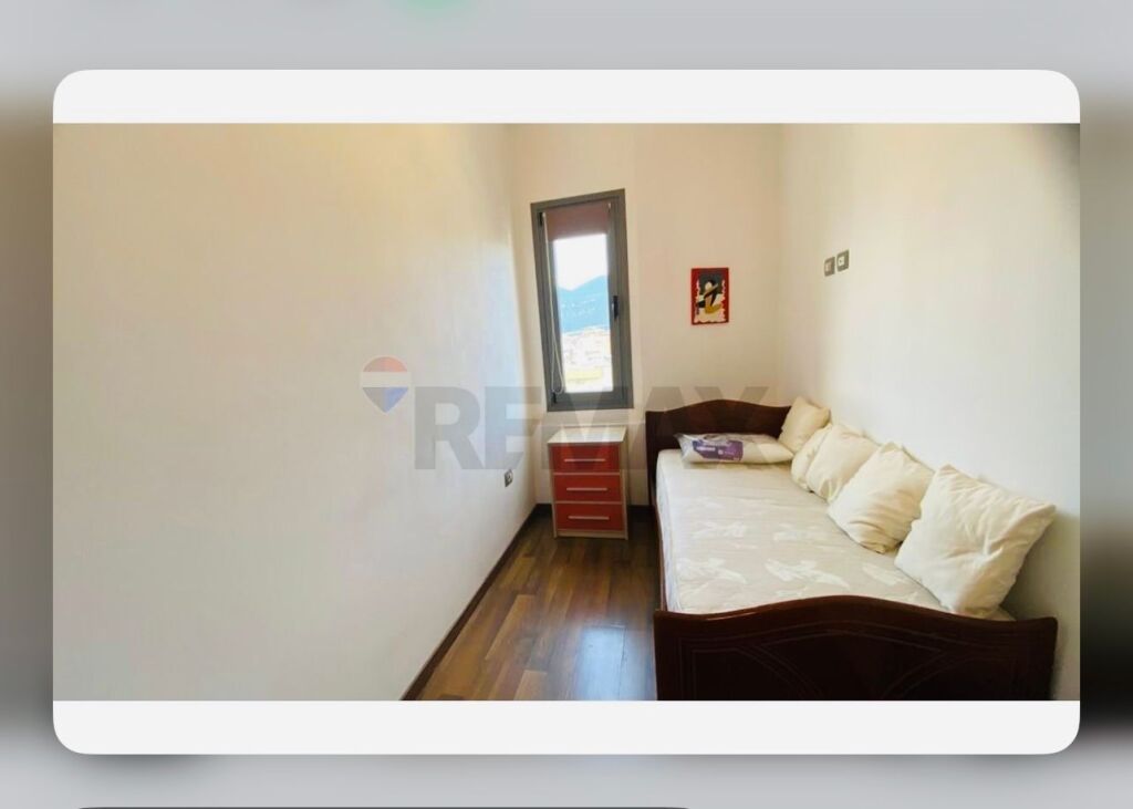 Apartament 2+1 Pazari i Ri