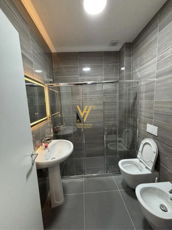 JEPET APARTAMENT 1+1+BLK ME QIRA TE KODRA E DIELLIT 55.000 LEKE