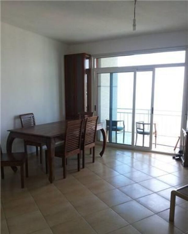 Shitet Apartament 1+1 ne Durres