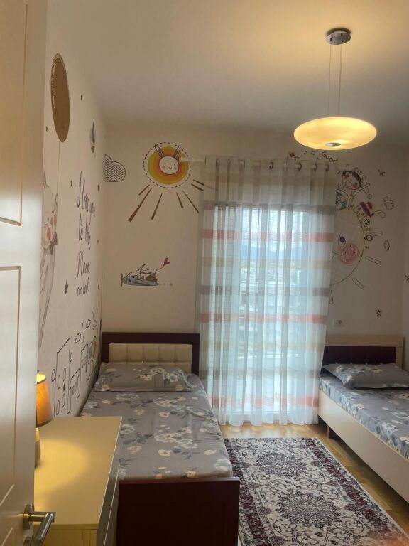 Appartamento 2+1 in affitto Sopra il giardino botanico
