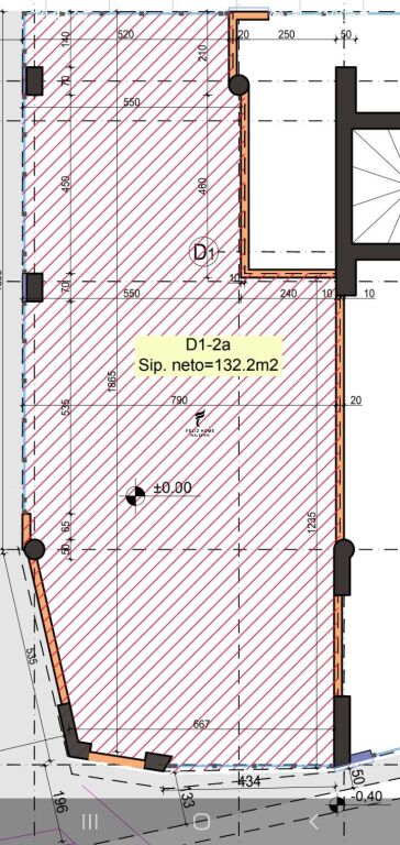 NEGOZIO IN AFFITTO 132.2M2 MINE PEZA 380.000 LEKE FH-74674