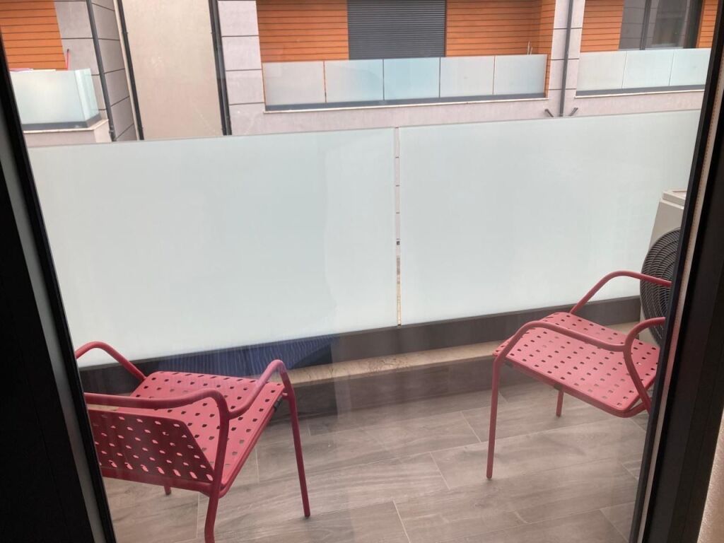 Apartament 1+1 me parkim per qira ne TEG