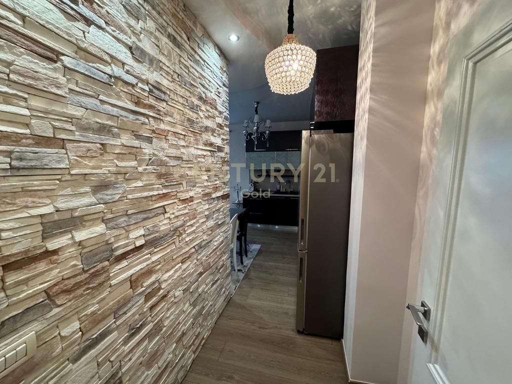 Apartament modern 2+1+2 në Fresk për qira
