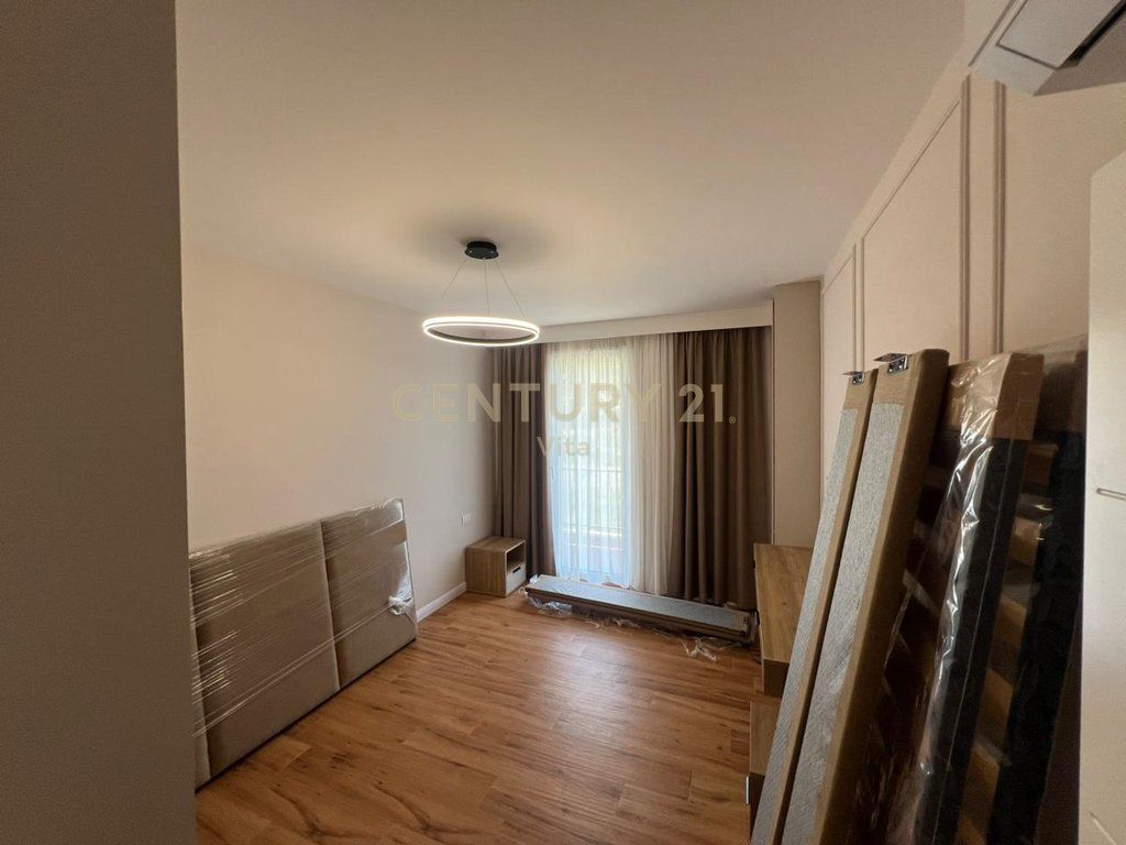 AFFITTASI APPARTAMENTO 2+1+2 A CURRILA, DURRES!!! 1.200 € /Mese