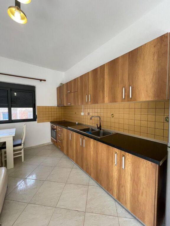 🏡 APARTAMENT ME QERA 2+1 + BALLKON MUZEUMI DURRES