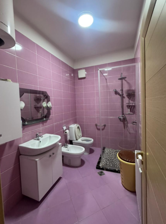 Shitet Apartament 1+1 – Komuna e Parisit, Kompleksi Kika 2