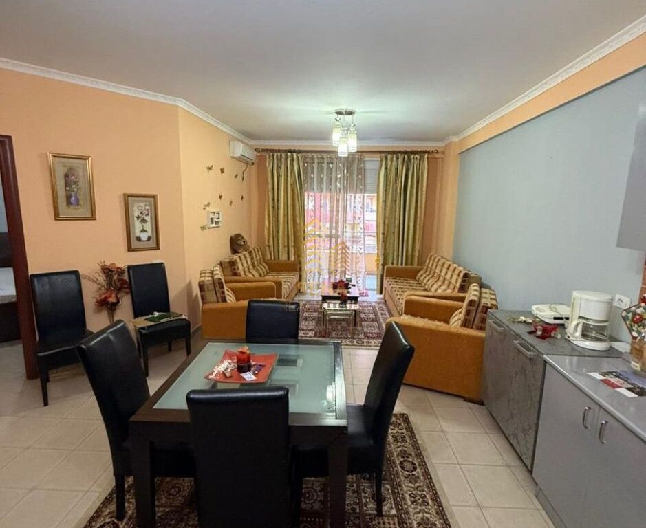 Affitto, Appartamento 1+1+balcone, Astir, 45.000 Lek/mese