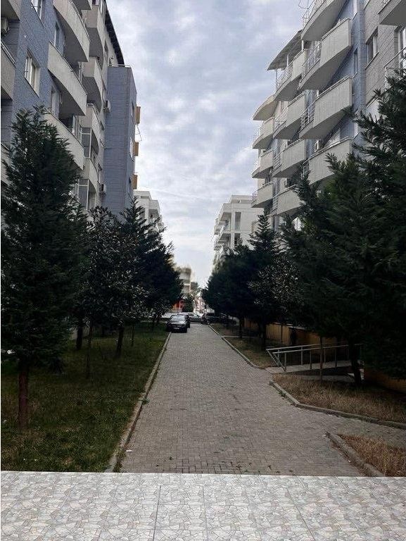 Shitet Apartament 1+1 në zemër të Shëngjinit – 70 metra nga deti