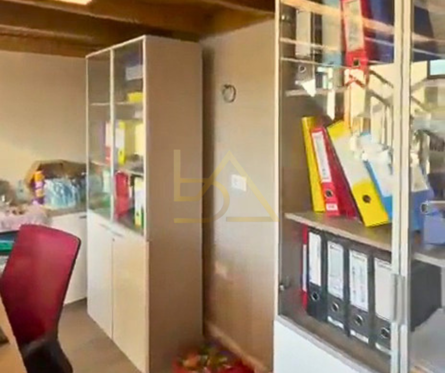 Shitet Duplex – pranë American 3, Tiranë