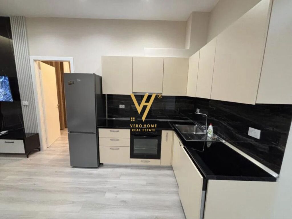 JEPET APARTAMENT 1+1+BLK ME QIRA TE KODRA E DIELLIT 55.000 LEKE