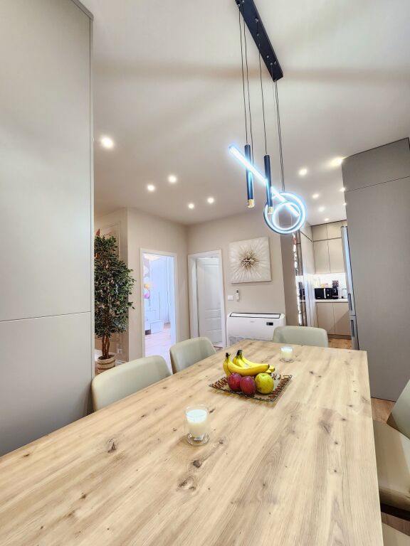 Shitet, Apartament 2+1, I Investuar në Detaje,Plazh,Durres
