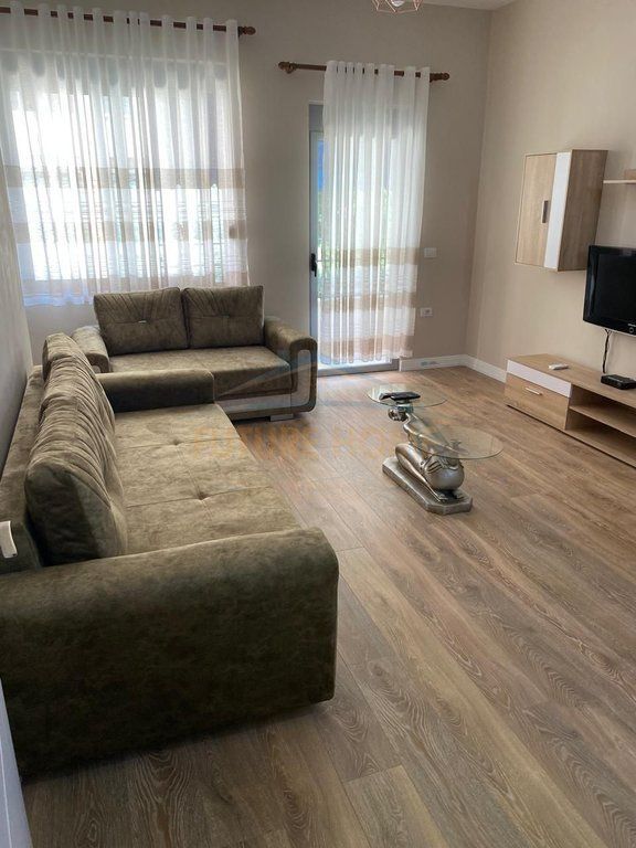 JAP ME QERA APARTAMENT 2+1+2 BRRYLI