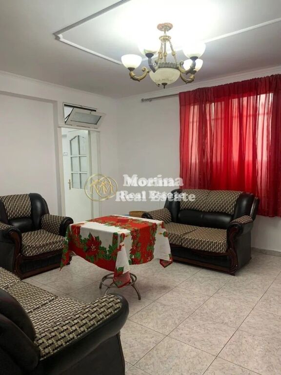 Affitto | Shtëpi private 1 + 1 | Ali Demi | 350 €/mese