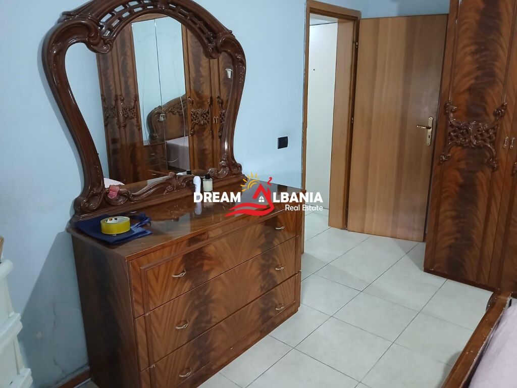 Jepet apartament 1+1 me qera ne zonen e Brrylit,prane shkolles “Niket Dardani”.(ID 4219494)