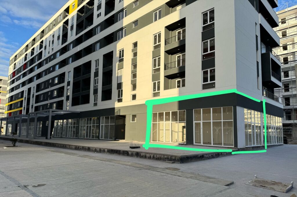 Qera | Ambjent Biznesi | Univers City | 1590 €/muaj