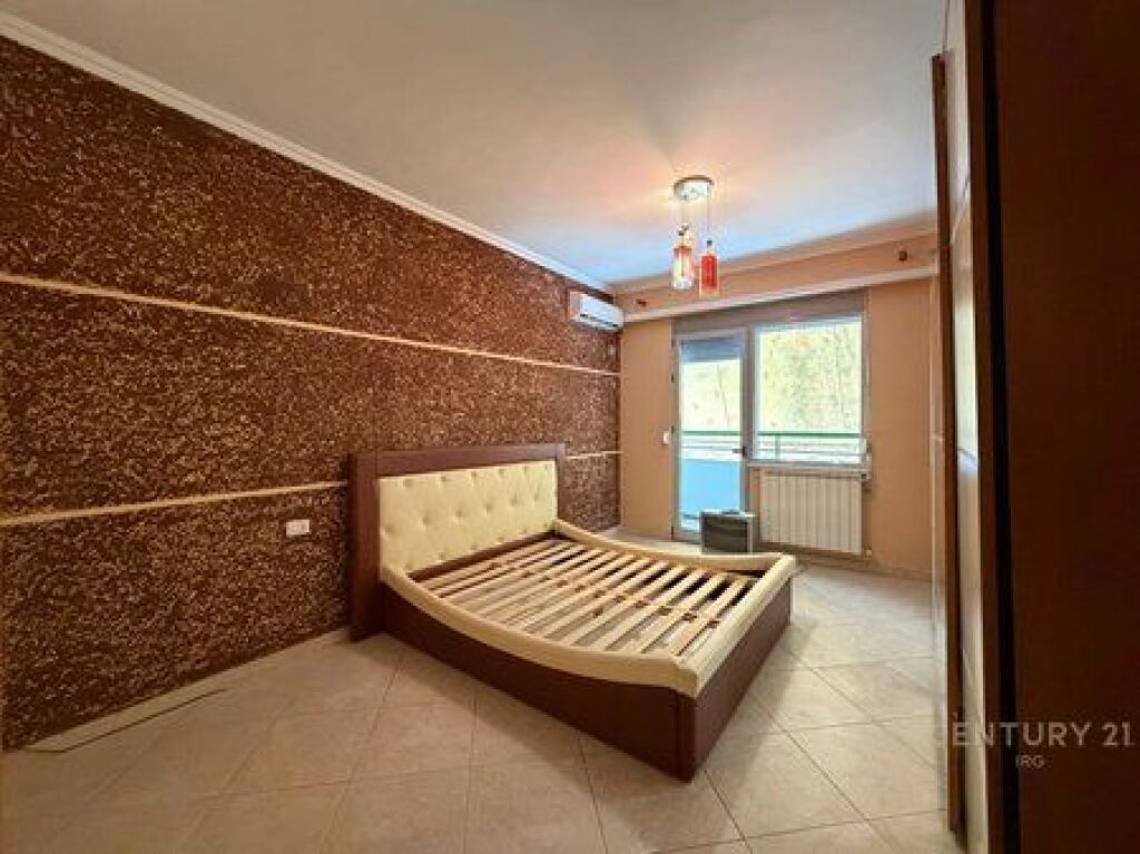 Office Space, At Halili Complex !!