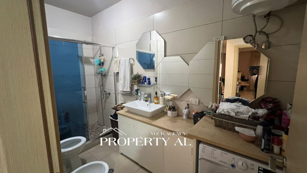 Apartament per Shitje dhe  Investim ne Vlore