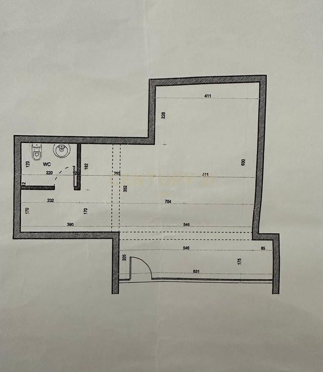 Negozio in vendita a Yzberisht, all'interno del Complesso Dilo 2 !