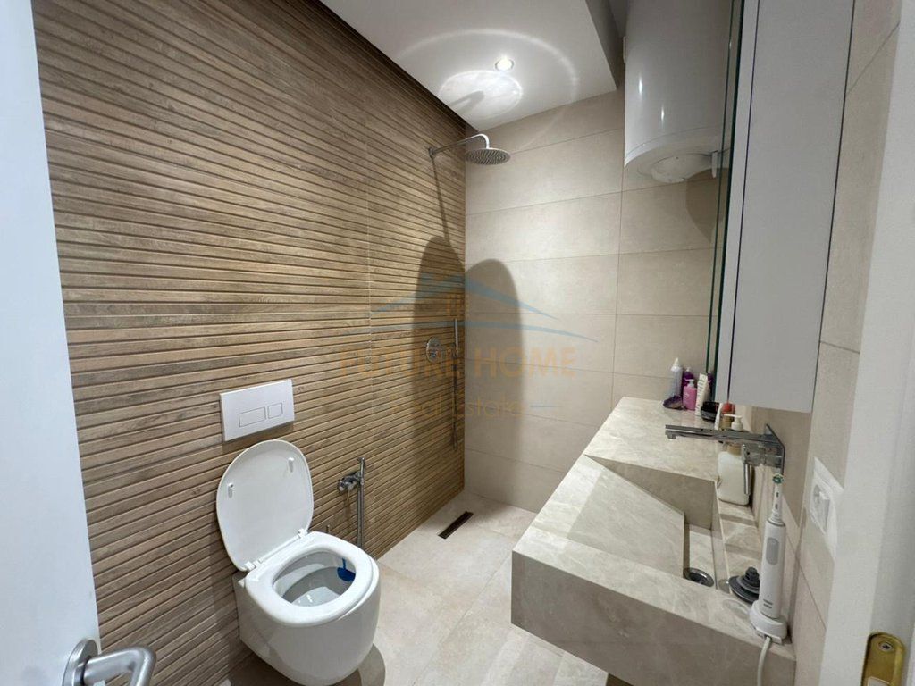 VENDO APPARTAMENTO 2+1+2 PRESSO REZIDENCA AVID, JORDAN MISJA, TIRANA!