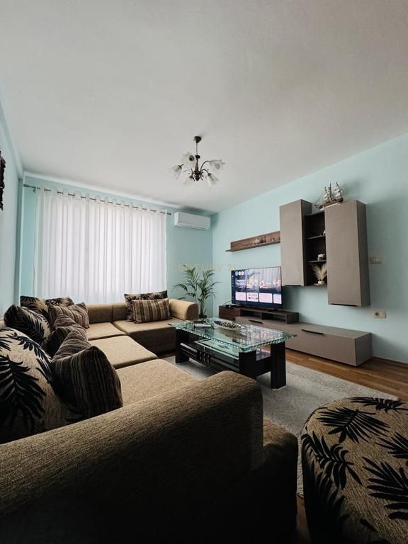 Appartamento 1+1 in affitto nel cuore di Tirana! 700€