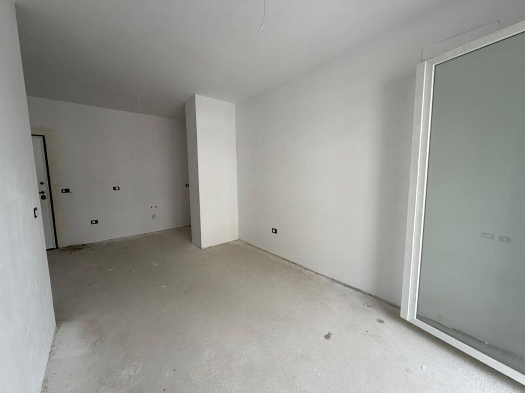🏡 Apartment 1+1 for sale at Univers City, ideal for living or investment.💶 Price: 80,000 €