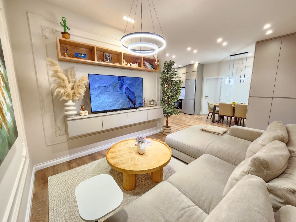 Shitet, Apartament 2+1, I Investuar në Detaje,Plazh,Durres