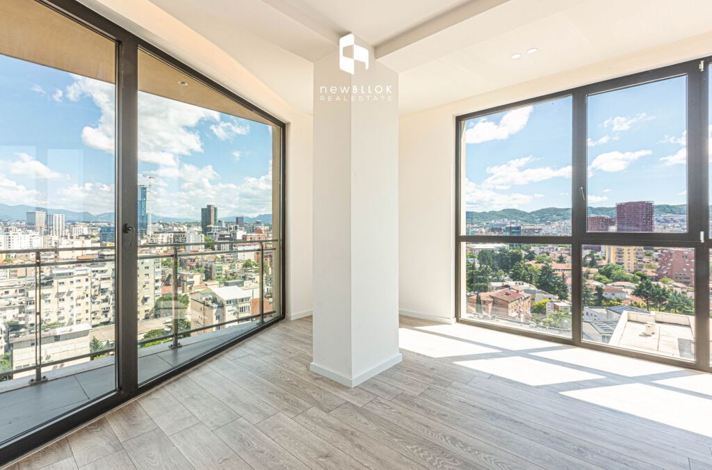 ✨️Me Qira: Elite Office 202m² ⭐️ 2 Parkime 3 WC🚾 / VERANDË - Kati 12📍 GOLDEN TOWER (MINE PEZA REZIDENCE) 🌇 2000€ NETO/Muaj 💥